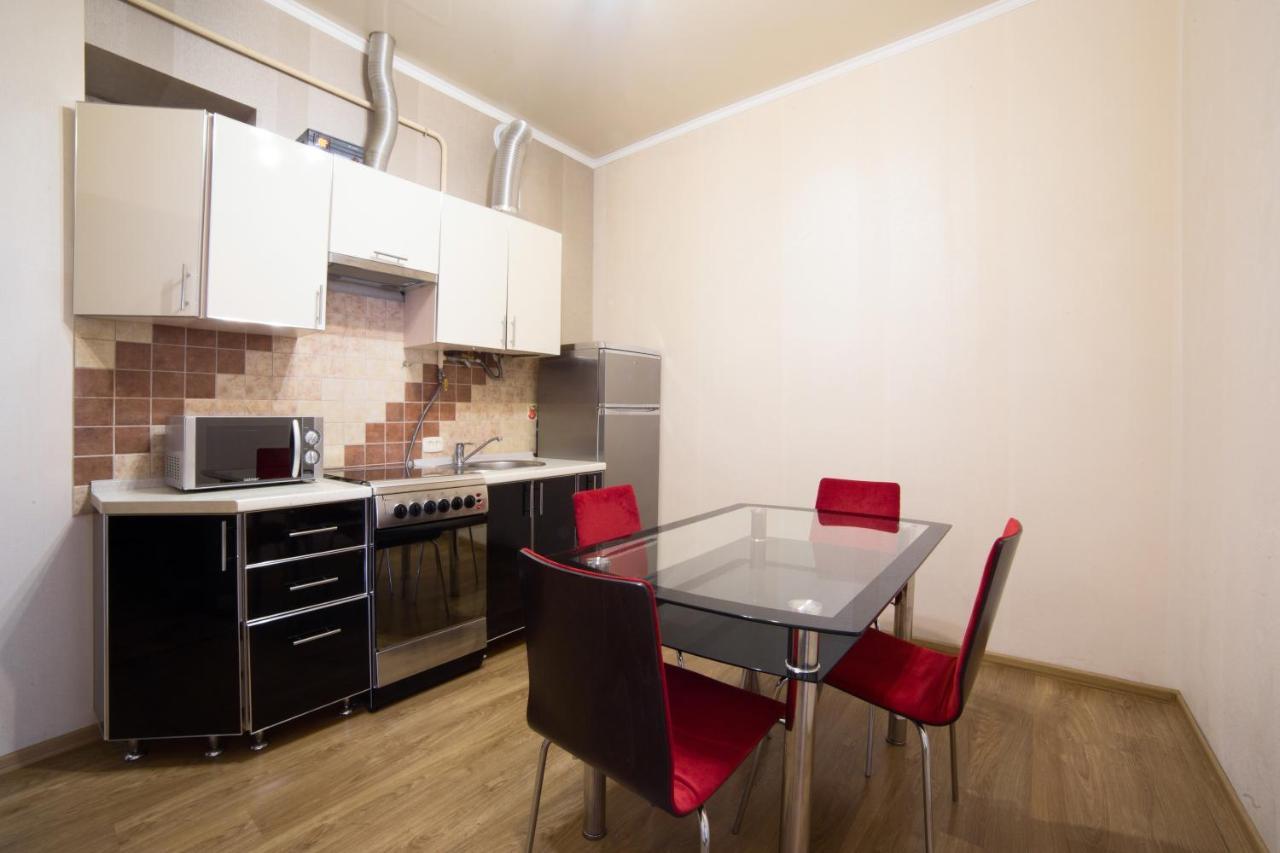 Apartment On Virmenska 3, With 2 Separate Bedrooms Lvov Exteriér fotografie